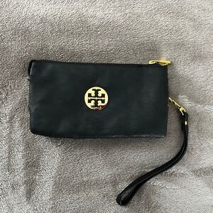 Tory Burch soft leather folded wristlet